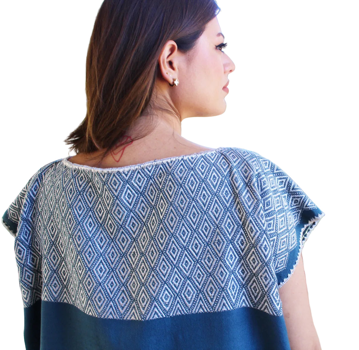 Vestido Doble Bordado, Telar Carranza Azul Petróleo, vista posterior.