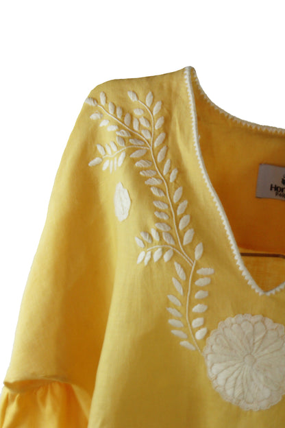 Blusa de lino bordado Aguacatenango. Manga campana.