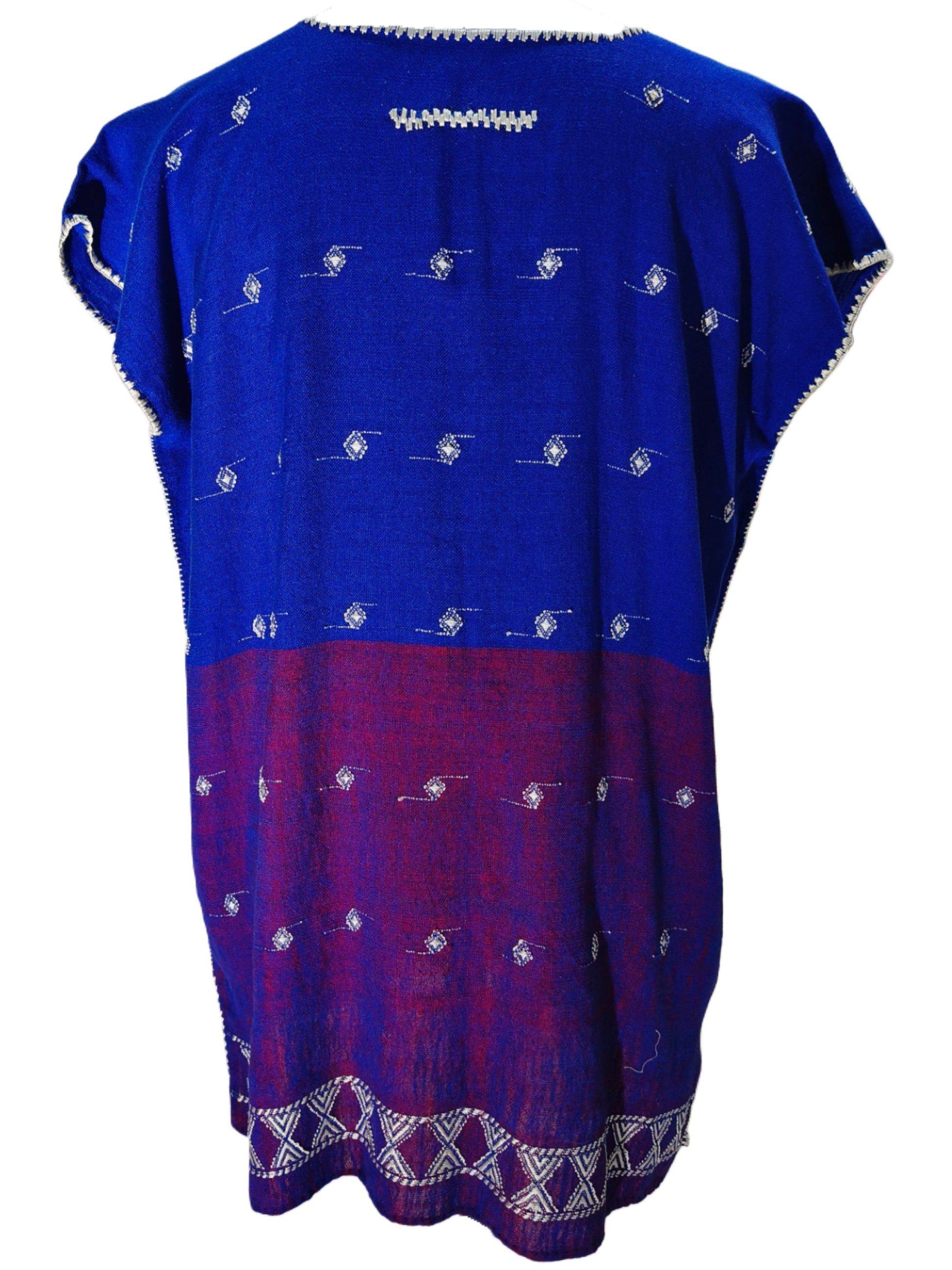 Blusa Huipil Carranza bicolor vista posterior.