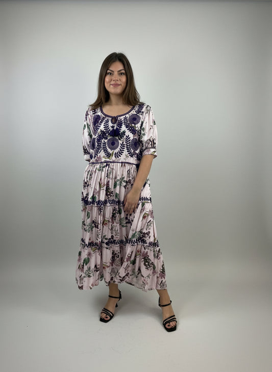 Vestido Chiapas Tradicional Aguacatenango tres vuelos