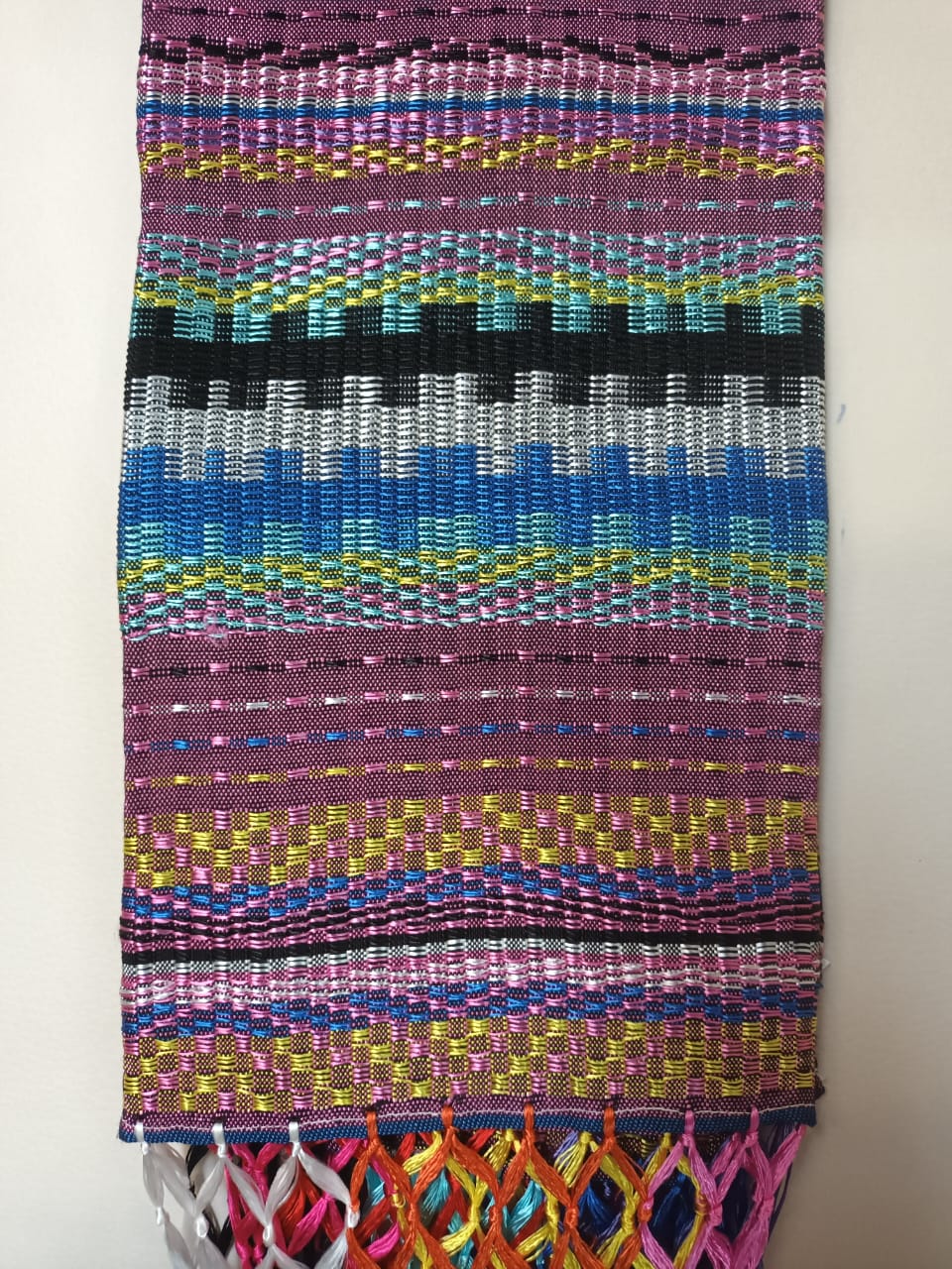Rebozo grecas flecos colores, detalle del tejido y colores.