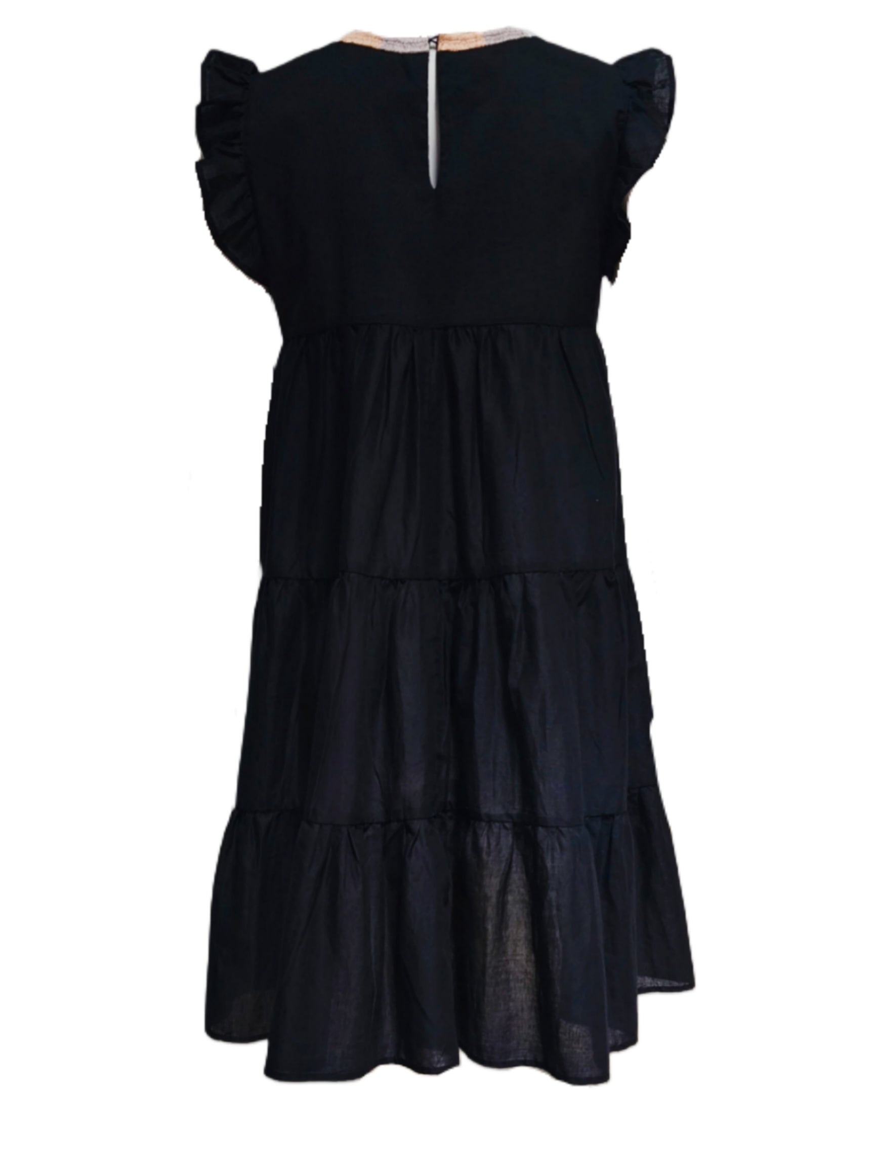 Vestido 3 olanes Bordado milpa color negro, vista posterior.