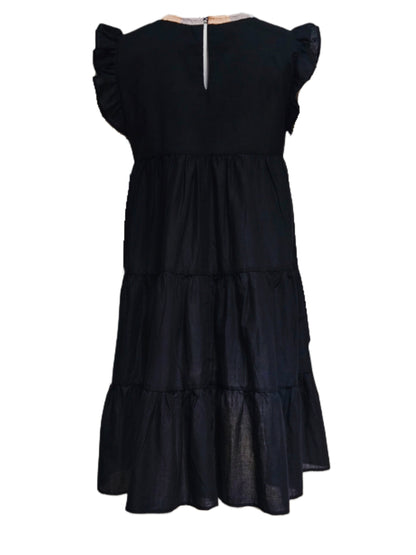 Vestido 3 olanes Bordado milpa color negro, vista posterior.