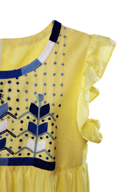 Vestido 3 olanes milpa color amarillo, detalle del bordado