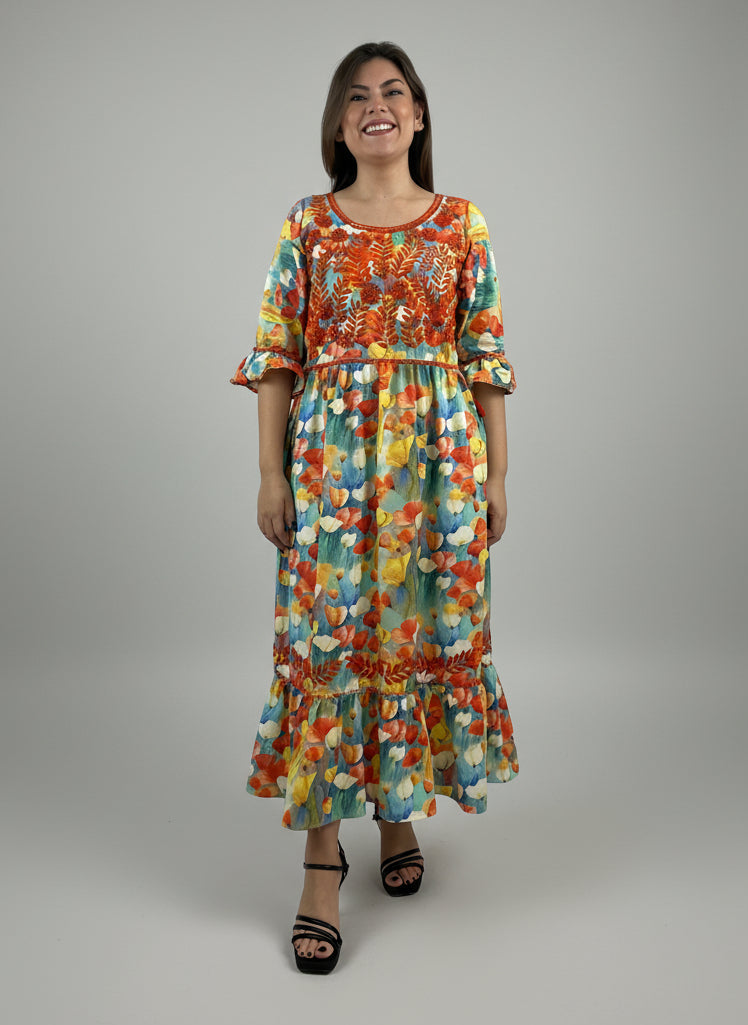 Vestido Chiapas Aguacatenango manga campana, floreado tulipanes, bordado color naranja, vista frontal.
