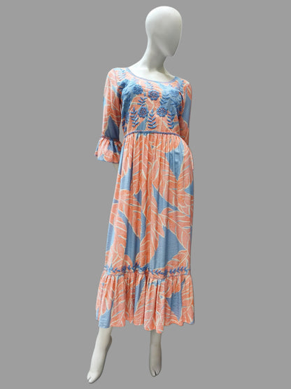 Vestido Chiapas Aguacatenango manga campana estampado salmon, bordado celeste.