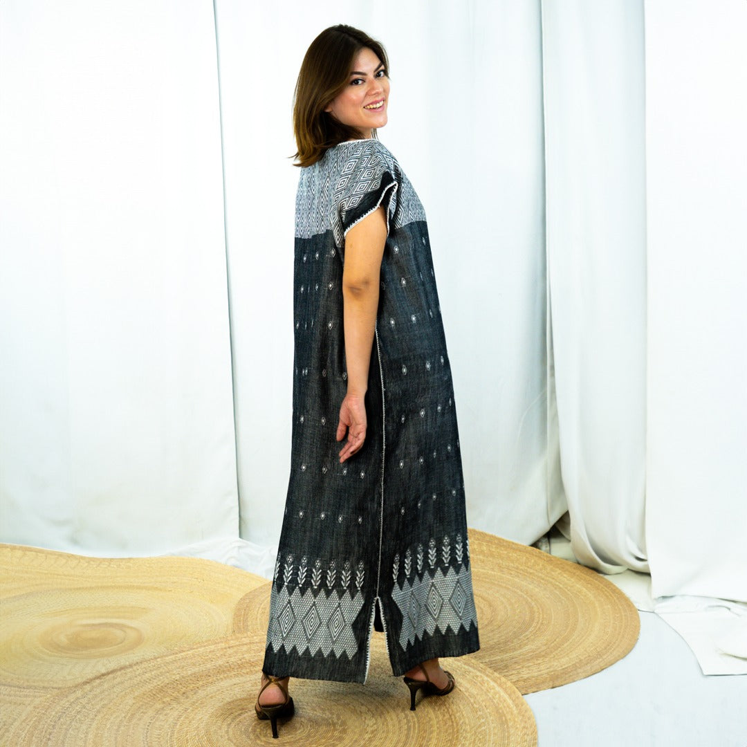 Vestido Doble Bordado Telar Carranza